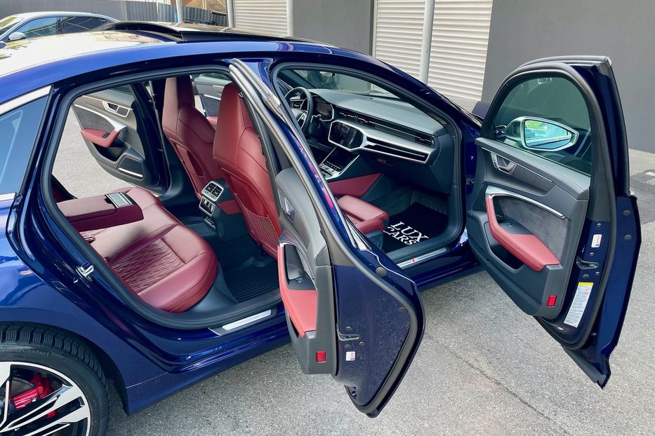 Продам Audi S6 2020 года в Киеве