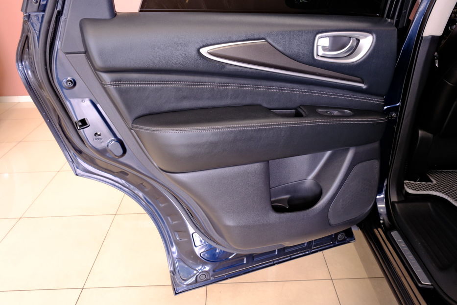 Продам Infiniti QX60 2016 года в Одессе