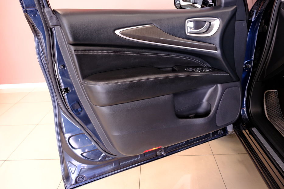 Продам Infiniti QX60 2016 года в Одессе