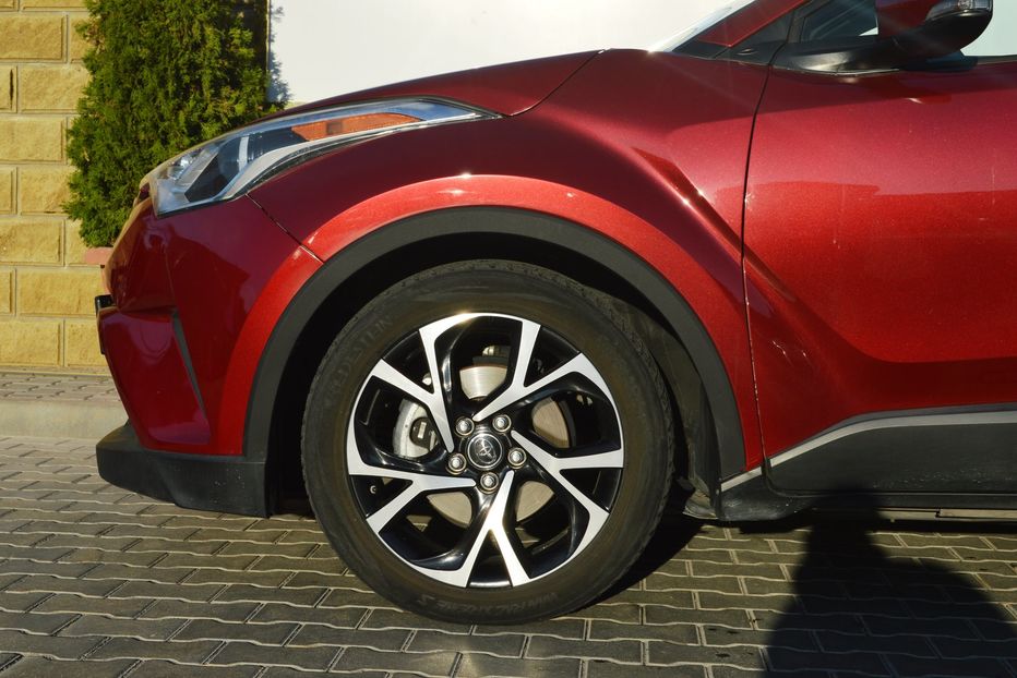 Продам Toyota C-HR XLE 2017 года в Одессе