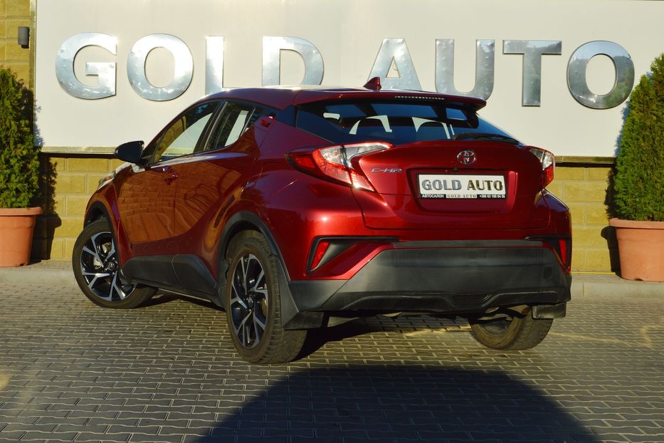 Продам Toyota C-HR XLE 2017 года в Одессе