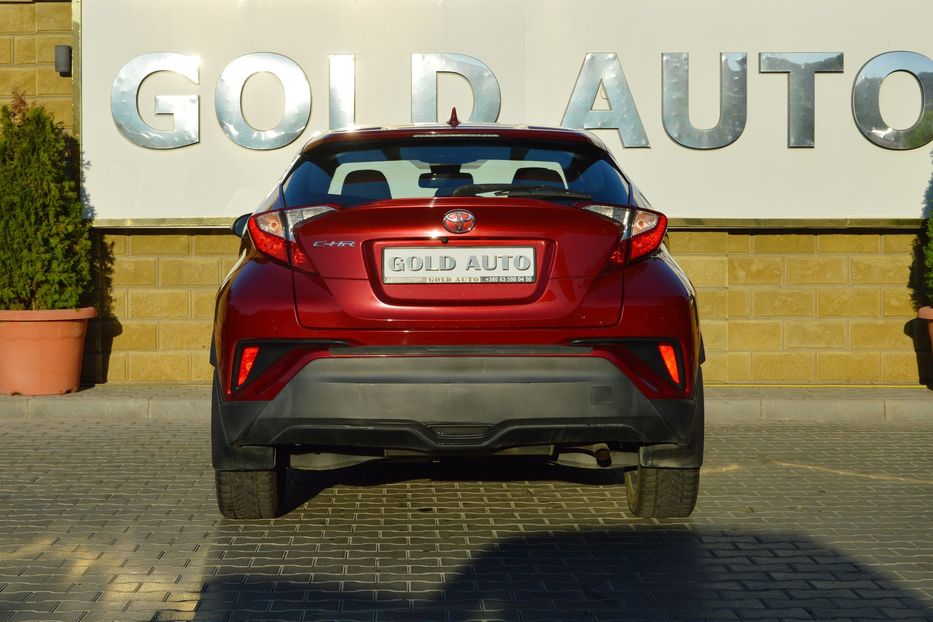 Продам Toyota C-HR XLE 2017 года в Одессе