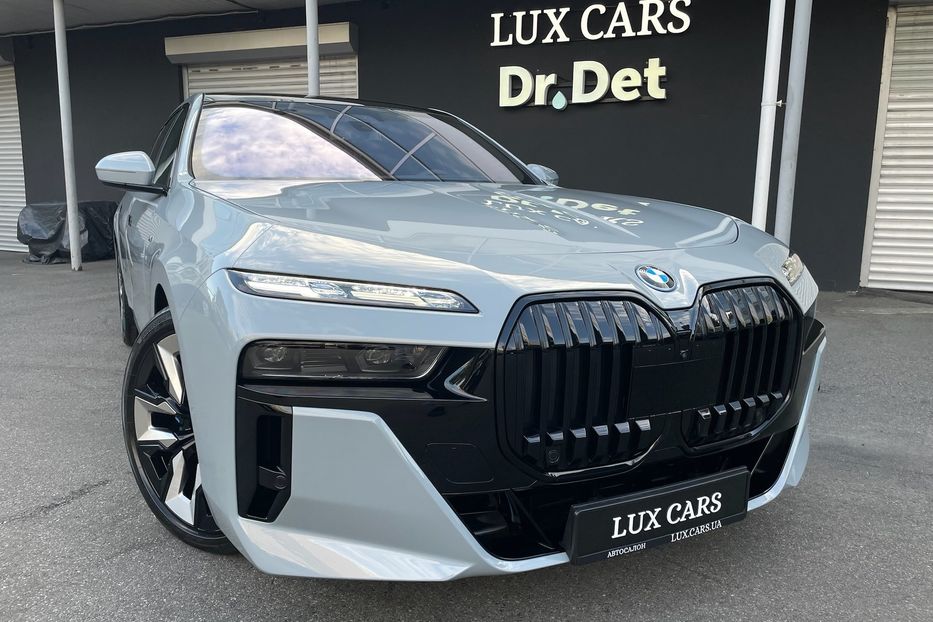 Продам BMW 760 i7 60 M pro sport 2023 года в Киеве