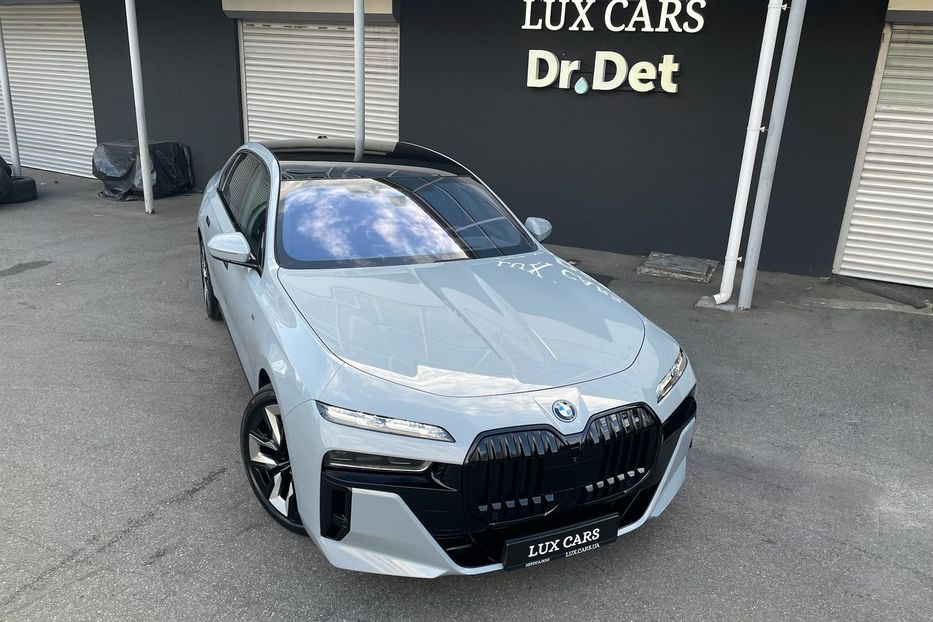 Продам BMW 760 i7 60 M pro sport 2023 года в Киеве