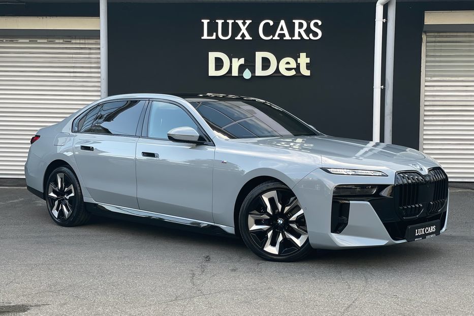 Продам BMW 760 i7 60 M pro sport 2023 года в Киеве
