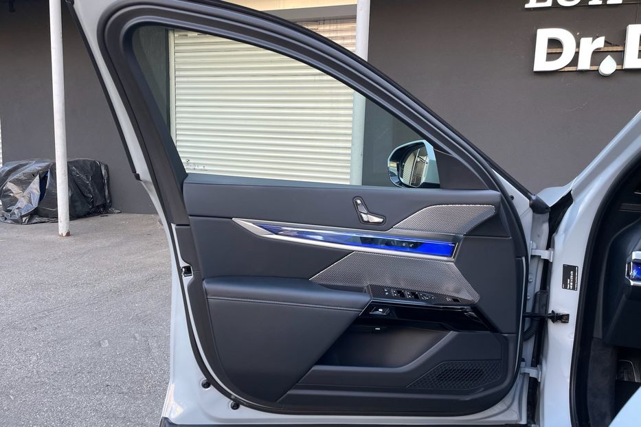 Продам BMW 760 i7 60 M pro sport 2023 года в Киеве