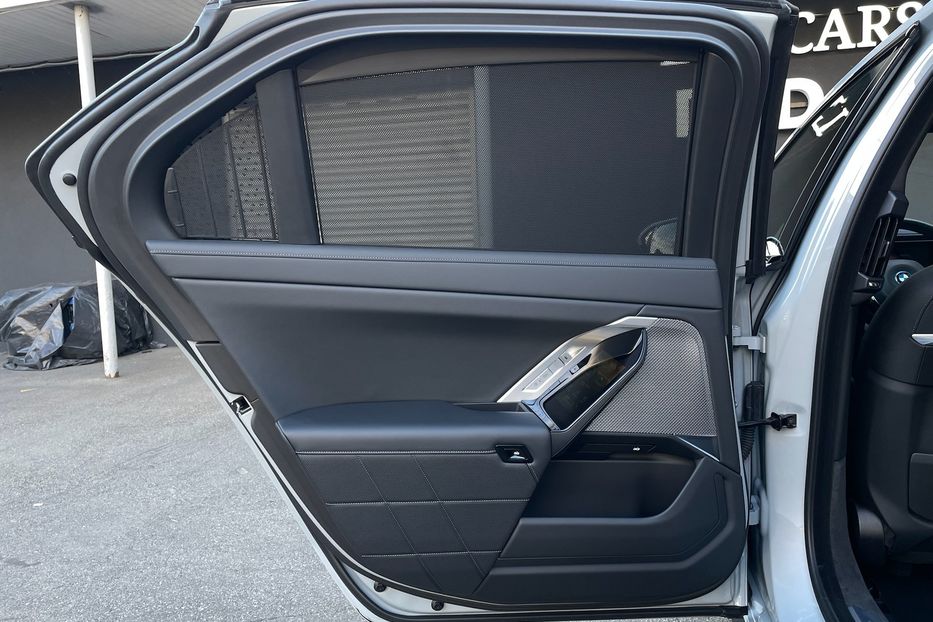 Продам BMW 760 i7 60 M pro sport 2023 года в Киеве