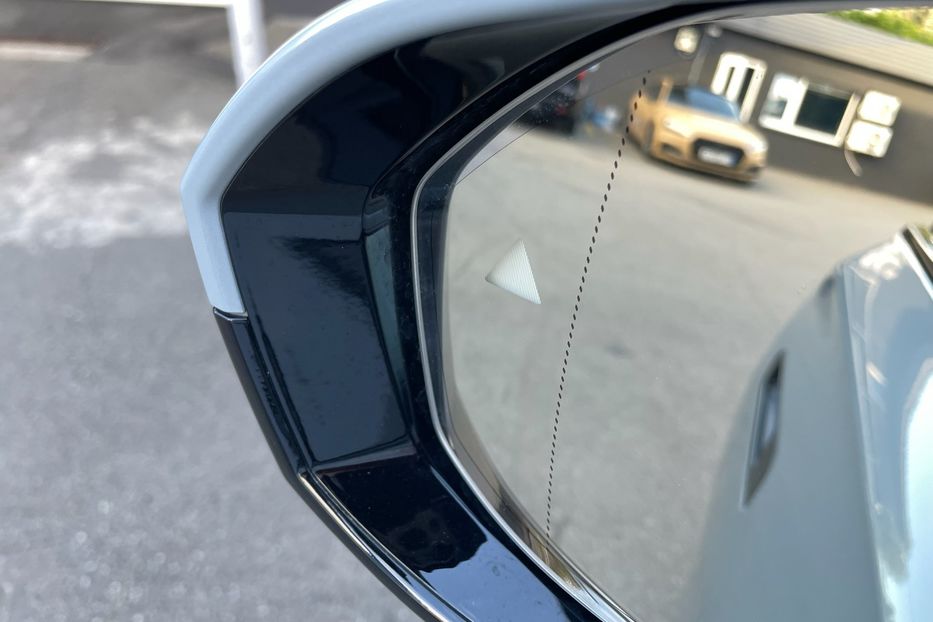 Продам BMW 760 i7 60 M pro sport 2023 года в Киеве