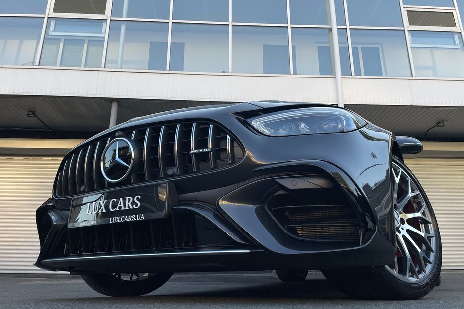 Продам Mercedes-Benz C-Class AMG 63s E Performance 2023 года в Киеве