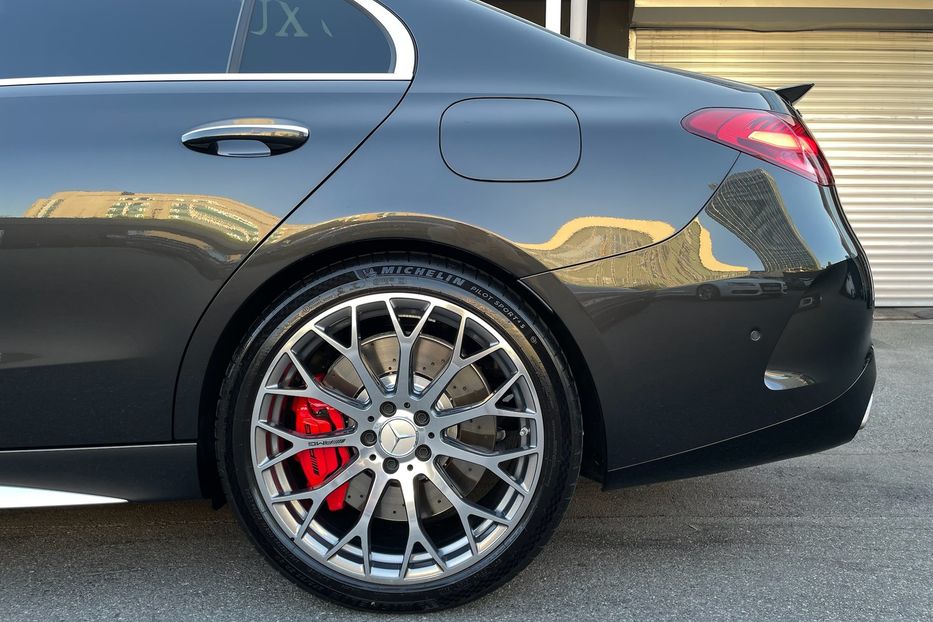 Продам Mercedes-Benz C-Class AMG 63s E Performance 2023 года в Киеве