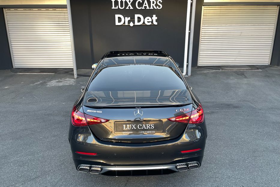 Продам Mercedes-Benz C-Class AMG 63s E Performance 2023 года в Киеве