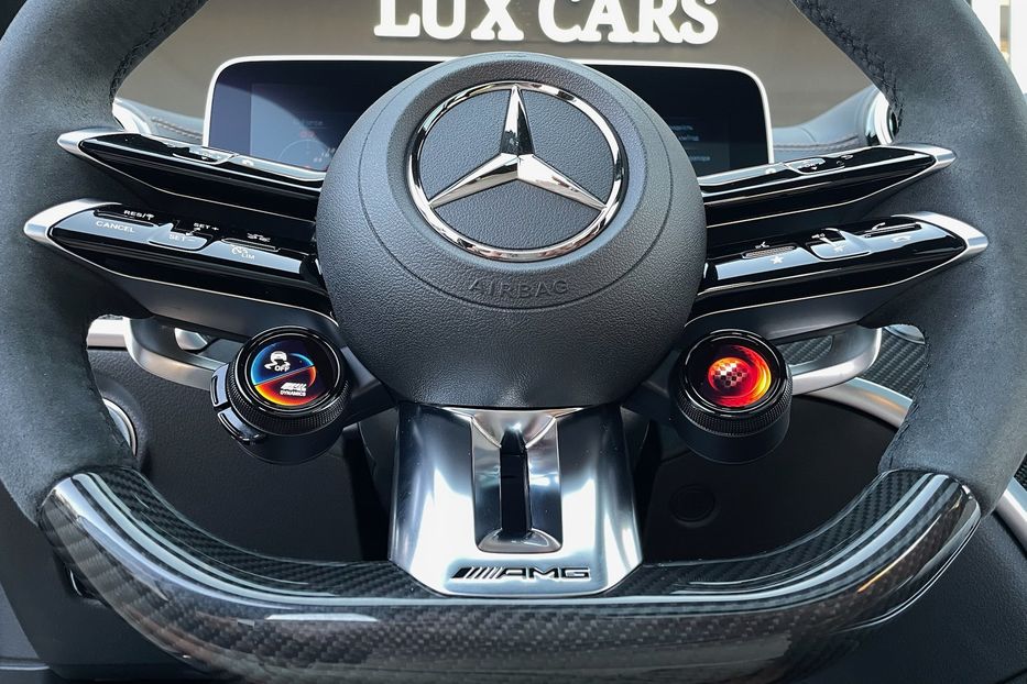Продам Mercedes-Benz C-Class AMG 63s E Performance 2023 года в Киеве