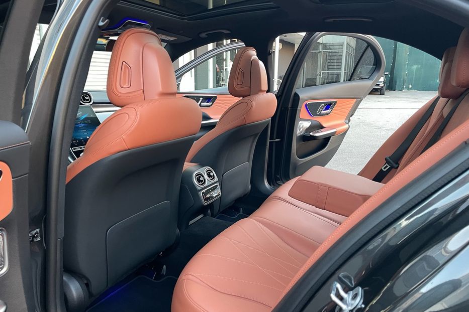 Продам Mercedes-Benz C-Class AMG 63s E Performance 2023 года в Киеве