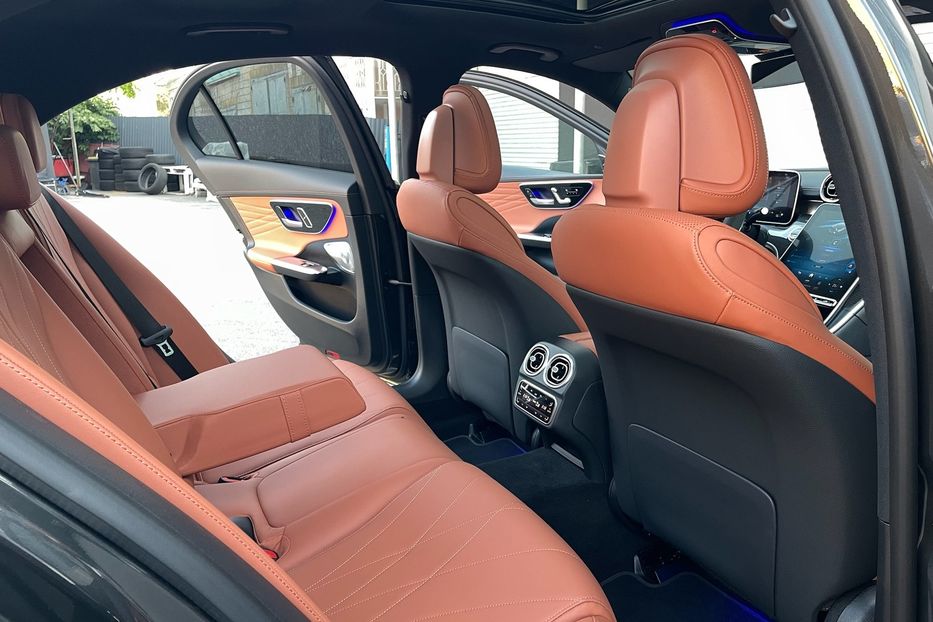Продам Mercedes-Benz C-Class AMG 63s E Performance 2023 года в Киеве