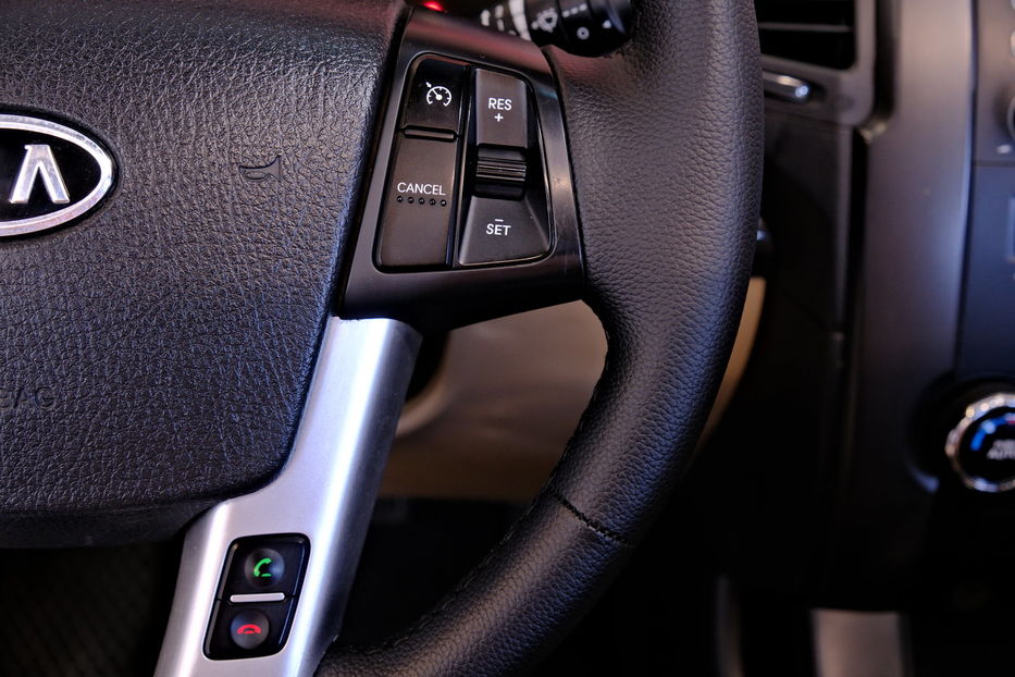 Продам Kia Sorento 2011 года в Одессе