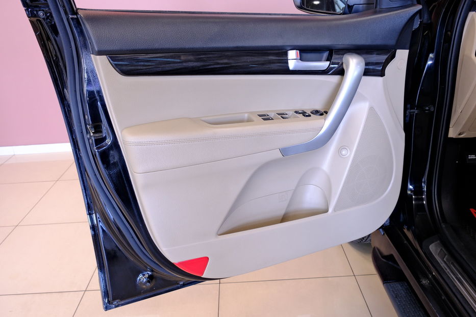 Продам Kia Sorento 2011 года в Одессе