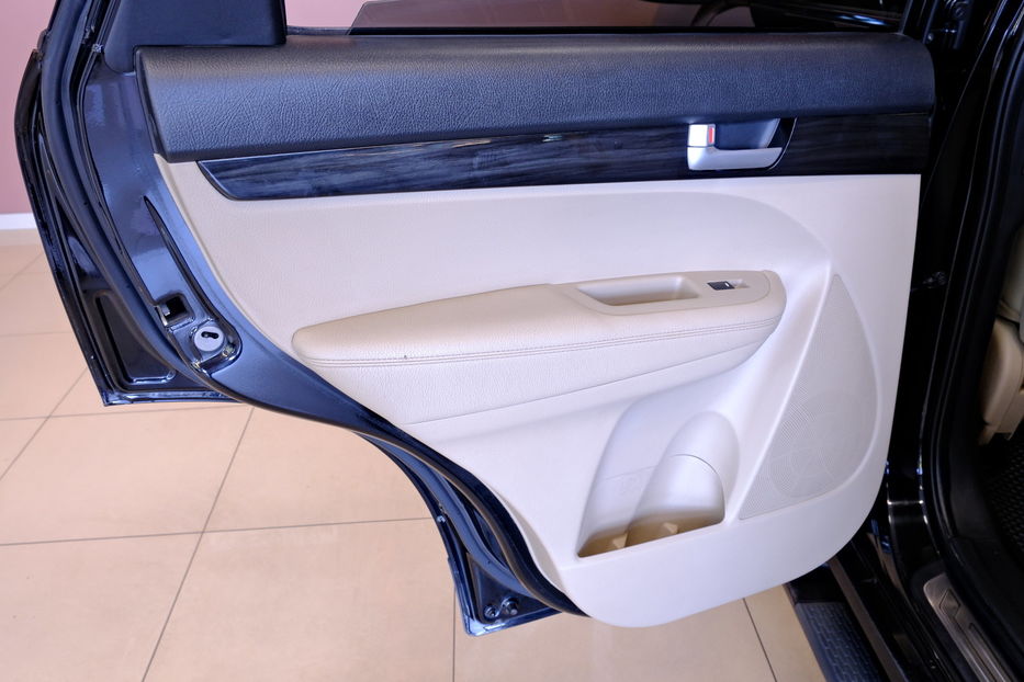 Продам Kia Sorento 2011 года в Одессе