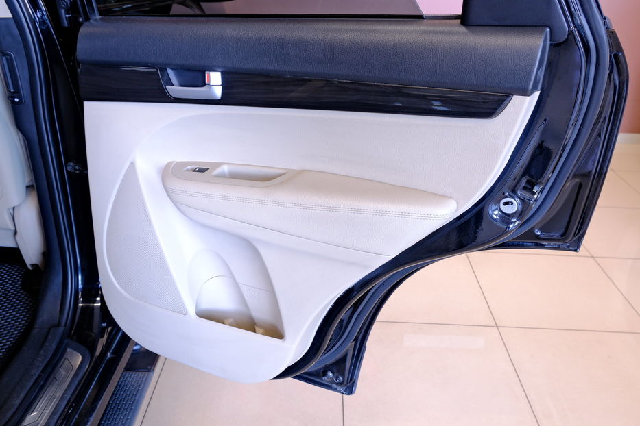 Продам Kia Sorento 2011 года в Одессе