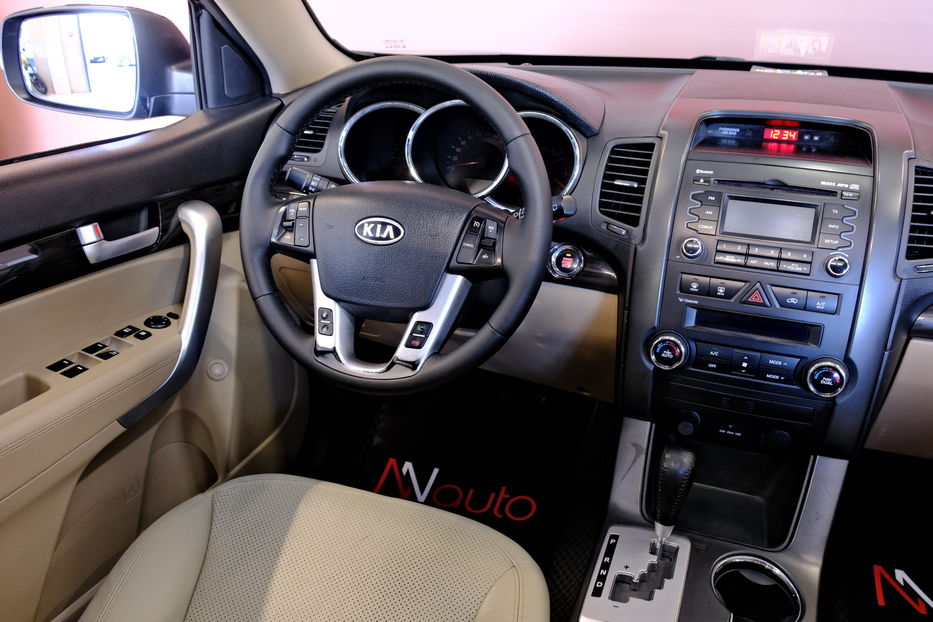 Продам Kia Sorento 2011 года в Одессе