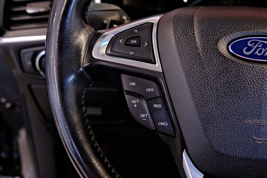 Продам Ford Edge Titanium 2016 года в Одессе