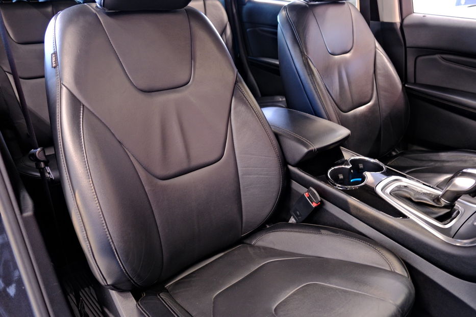 Продам Ford Edge Titanium 2016 года в Одессе
