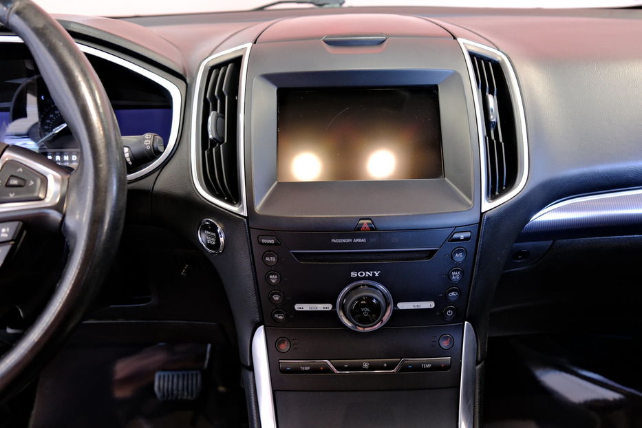 Продам Ford Edge Titanium 2016 года в Одессе