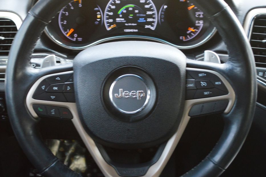 Продам Jeep Grand Cherokee 2014 года в Одессе