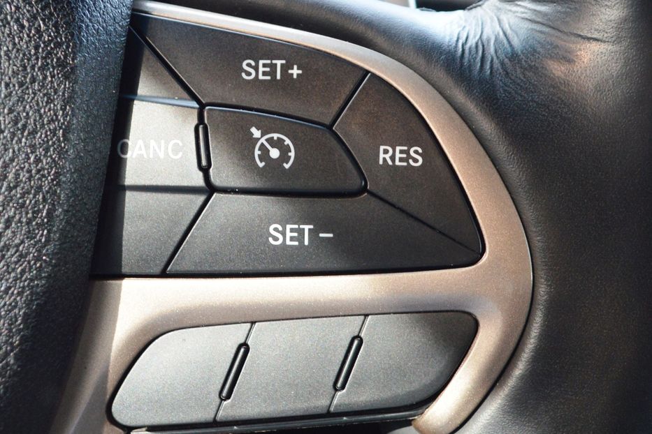 Продам Jeep Grand Cherokee 2014 года в Одессе
