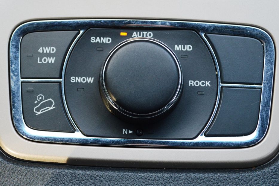 Продам Jeep Grand Cherokee 2014 года в Одессе