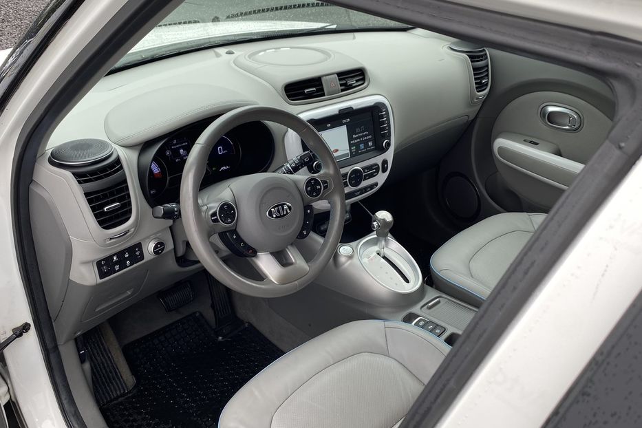Продам Kia Soul 2018 года в Луцке