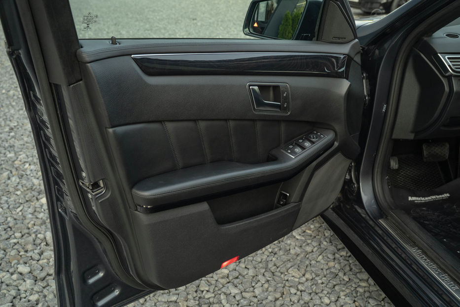 Продам Mercedes-Benz E-Class 350d BlueTEC 4MATIC 2015 года в Черновцах