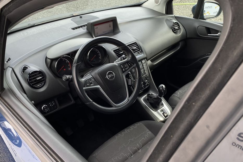 Продам Opel Meriva 2015 года в Луцке