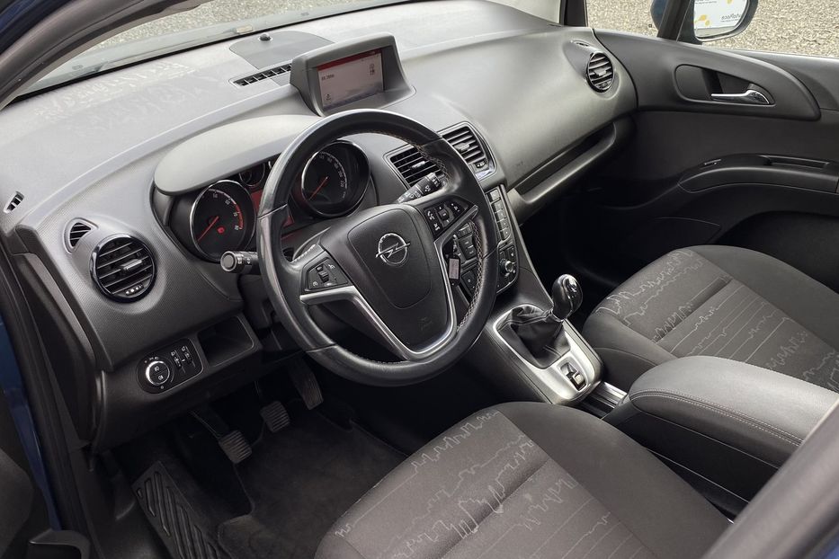 Продам Opel Meriva 2015 года в Луцке