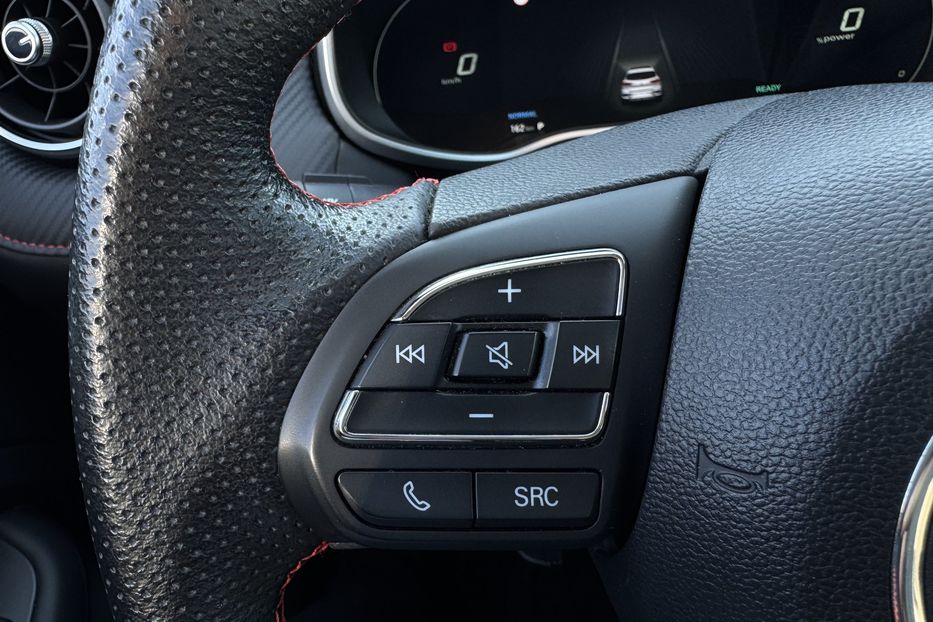 Продам MG 3 ZS EV 72 kWh 130 кВт 2022 года в Львове