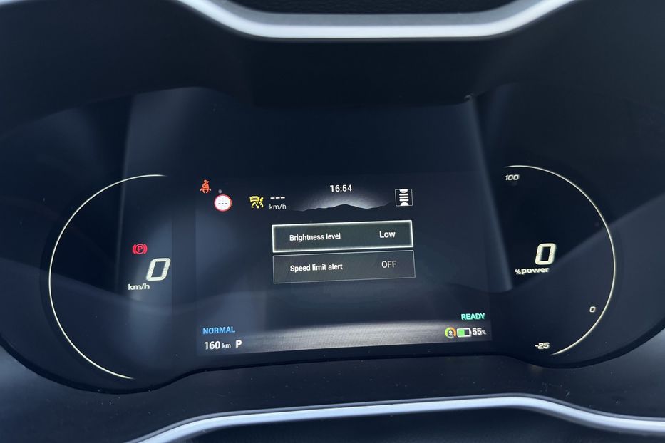 Продам MG 3 ZS EV 72 kWh 130 кВт 2022 года в Львове