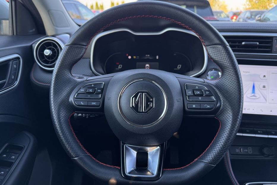 Продам MG 3 ZS EV 72 kWh 130 кВт 2022 года в Львове