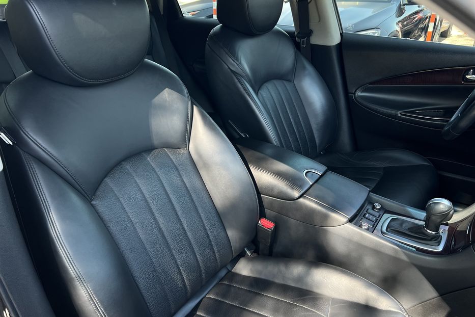 Продам Infiniti QX50 (COMIS) 2017 года в г. Умань, Черкасская область