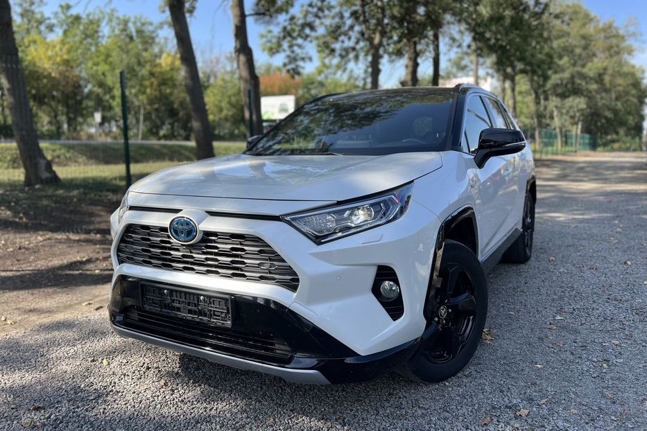 Продам Toyota Rav 4 (COMIS) 2019 года в г. Умань, Черкасская область