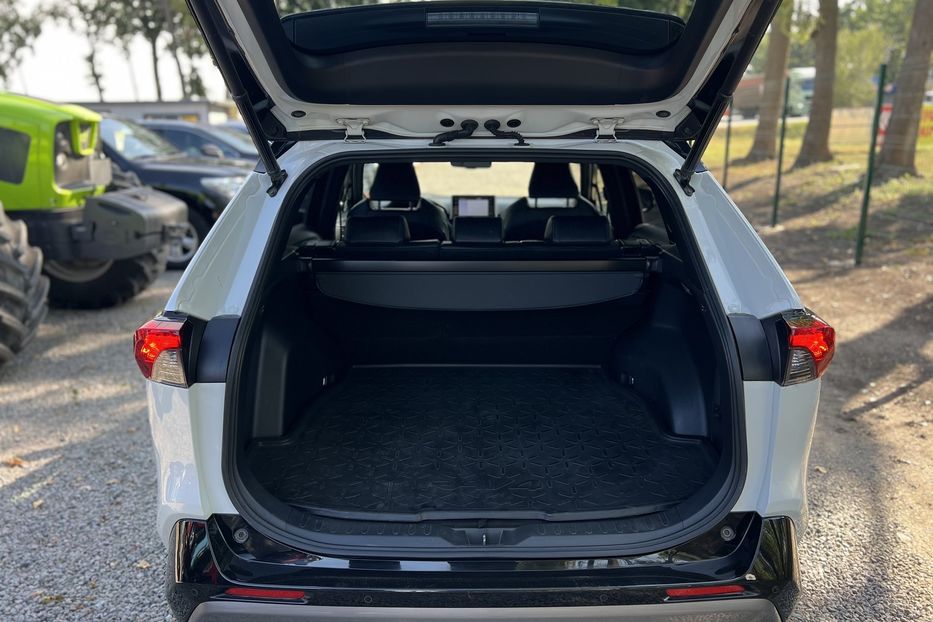 Продам Toyota Rav 4 (COMIS) 2019 года в г. Умань, Черкасская область