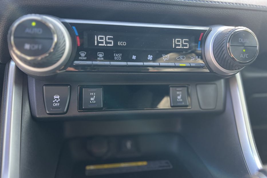 Продам Toyota Rav 4 (COMIS) 2019 года в г. Умань, Черкасская область