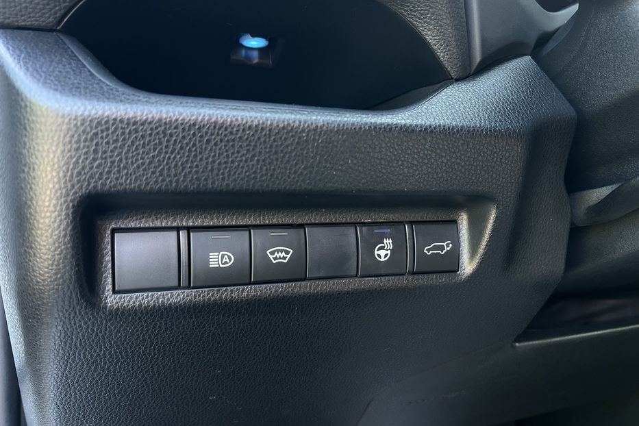 Продам Toyota Rav 4 (COMIS) 2019 года в г. Умань, Черкасская область