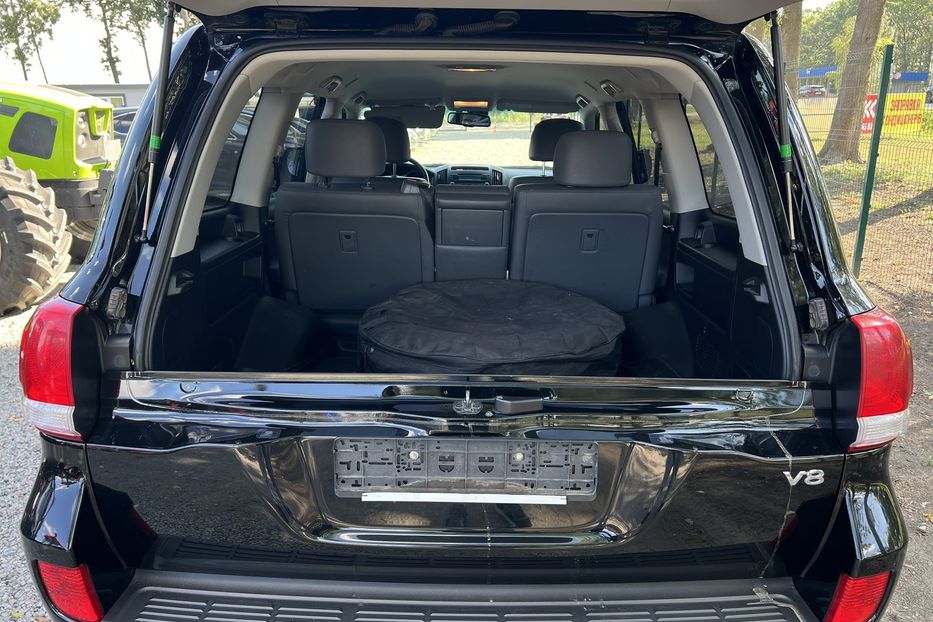 Продам Toyota Land Cruiser 200 (COMIS) 2011 года в г. Умань, Черкасская область