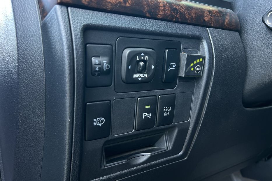 Продам Toyota Land Cruiser 200 (COMIS) 2011 года в г. Умань, Черкасская область