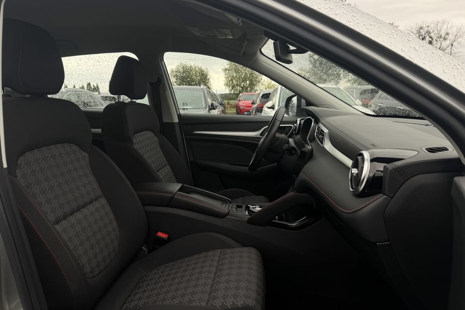 Продам MG 3 ZS EV 72 kWh 130 кВт 2022 года в Львове