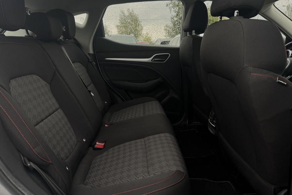 Продам MG 3 ZS EV 72 kWh 130 кВт 2022 года в Львове