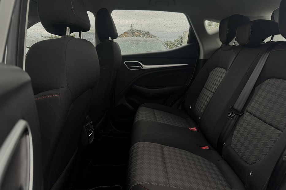 Продам MG 3 ZS EV 72 kWh 130 кВт 2022 года в Львове