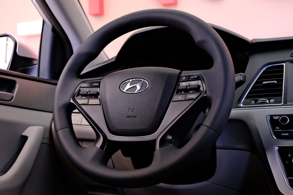 Продам Hyundai Sonata 2015 года в Одессе