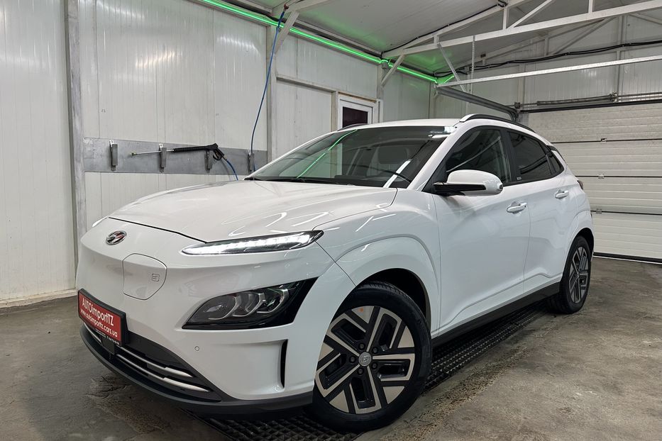 Продам Hyundai Kona 64кВтСліпізониПдгрівсиднькерма 2022 года в Львове