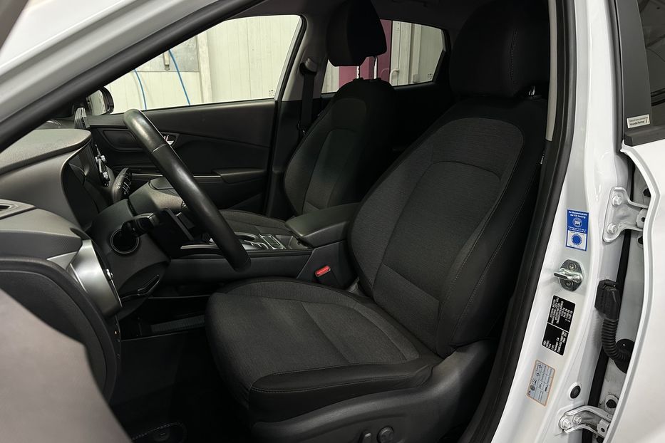 Продам Hyundai Kona 64кВтСліпізониПдгрівсиднькерма 2022 года в Львове