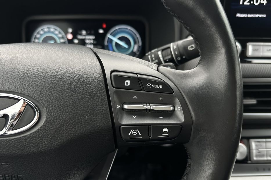 Продам Hyundai Kona 64кВтСліпізониПдгрівсиднькерма 2022 года в Львове